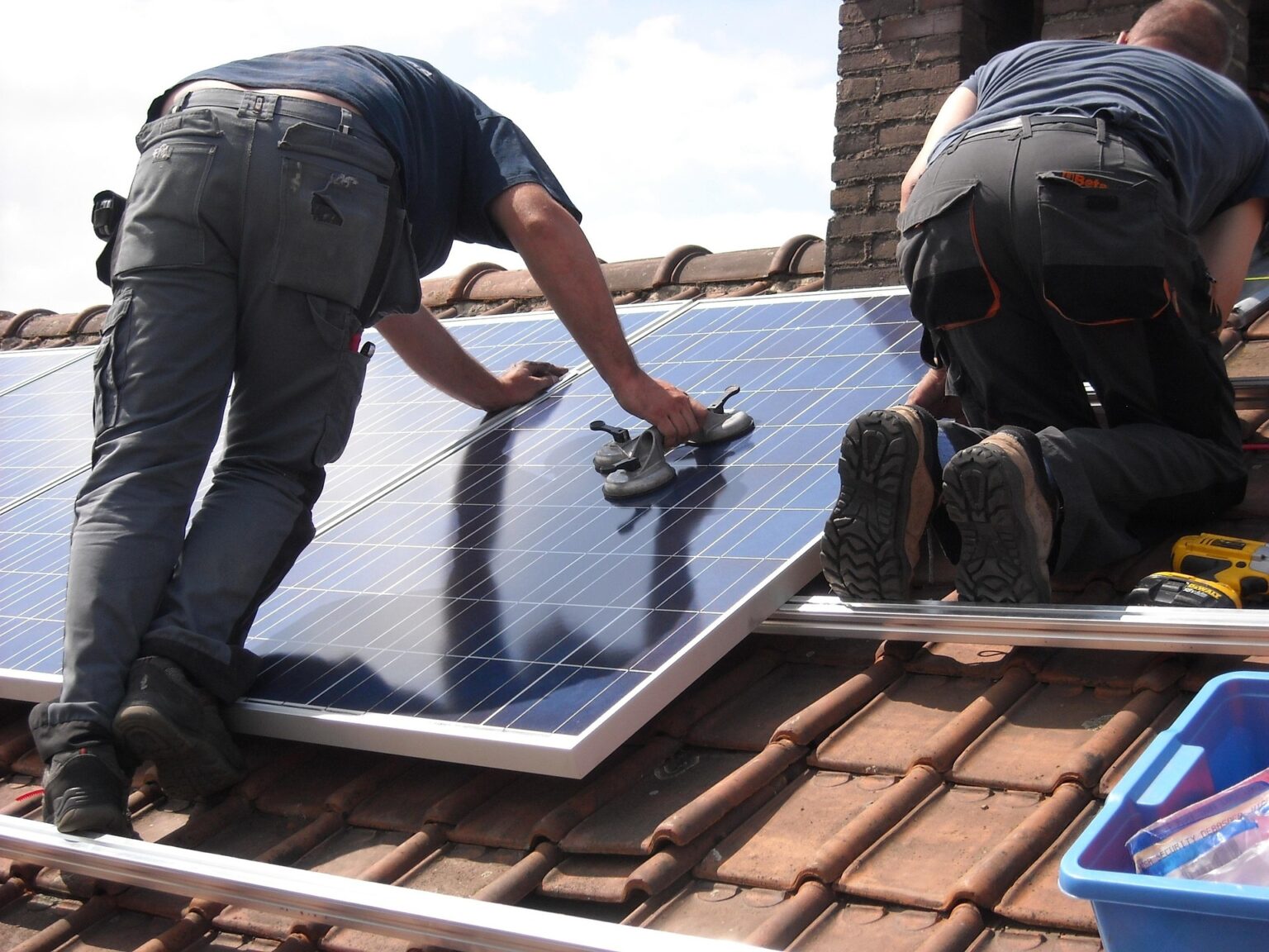 FERRELECRIC SISTEMAS revisión de instalaciones eléctricas para industrias y talleres